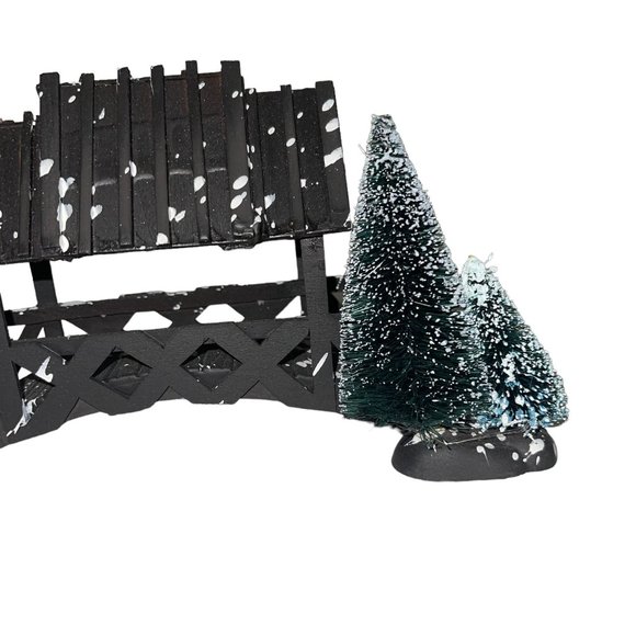 Vtg Lemax Wooden Bridge With Trees Chrstmas Village Table Accent Snow Holiday - Picture 8 of 12